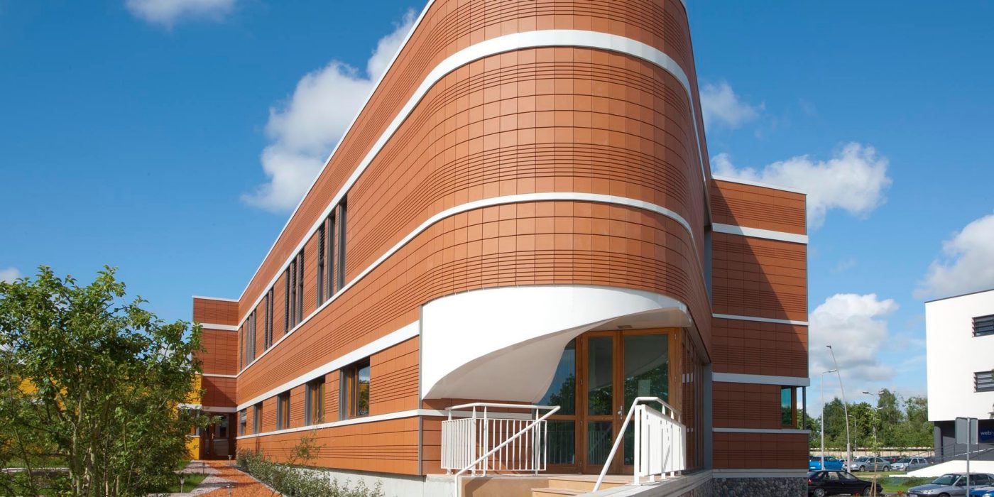 Social Medical Center in Montceau les Mines, France, Tampa, Terzo, Barro, Salmon Red